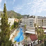 Hotel Grand Ideal Premium 3*