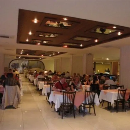 Hotel Grand Ideal Premium 3*