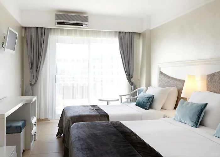 Grand Ideal Premium 3*